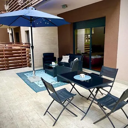 Jelena זלאטיבור